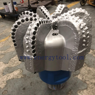 Broca de Perfuração PDC Diamantada de 17-1/2 Polegadas e 7 Lâminas para Fragmentação de Rochas, com Corpo de Aço